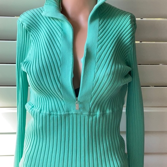 Long sleeve stretch knit Cache NWT, Med - Picture 2 of 5
